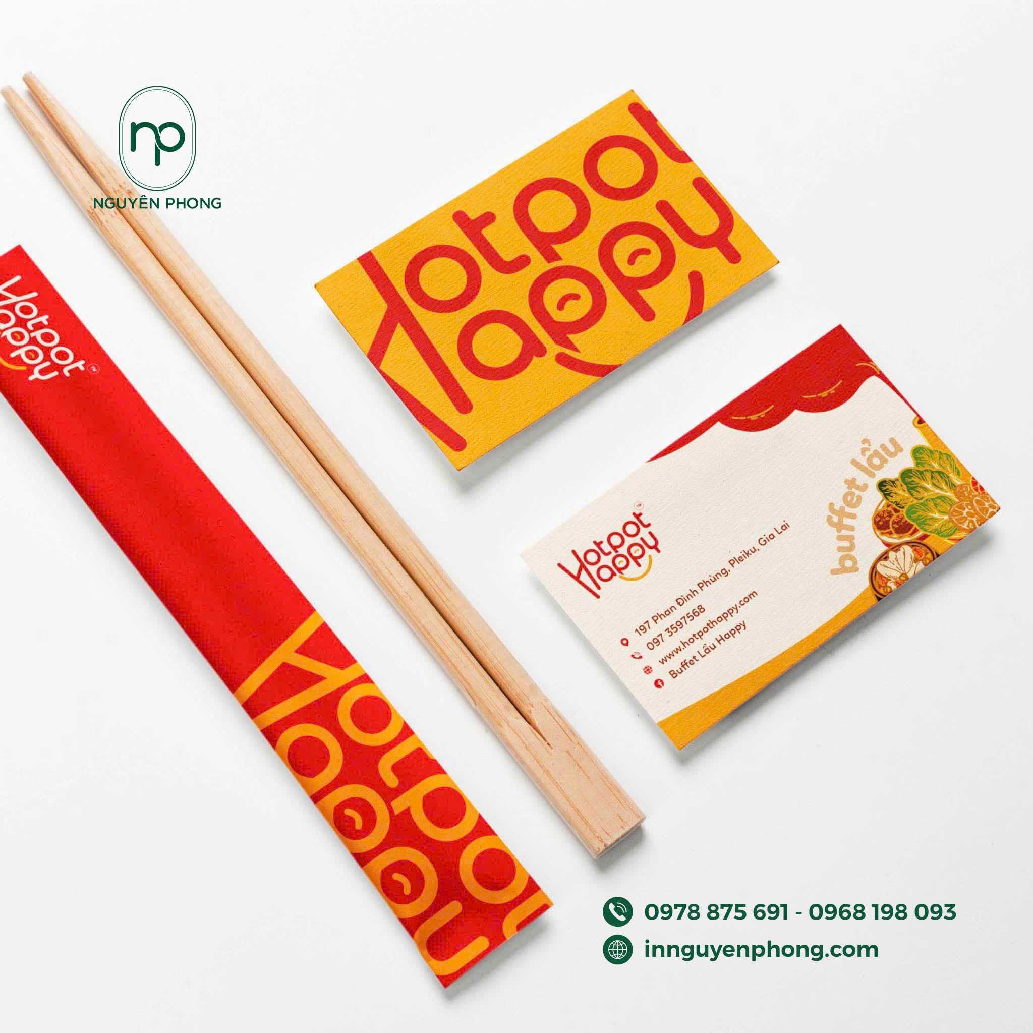 Hình ảnh, màu sắc đồng bộ với hình ảnh của nhà hàng
